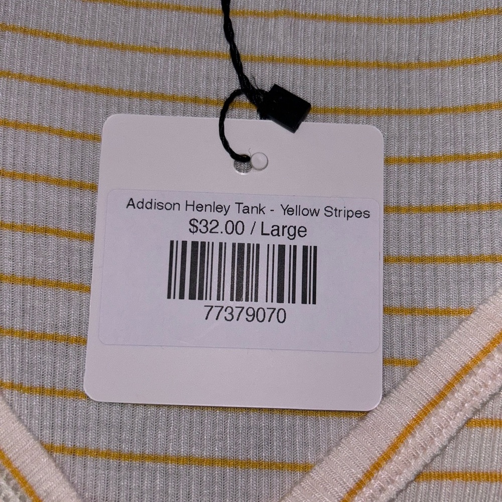 Michelle Mae tank top - Picture 3 of 4